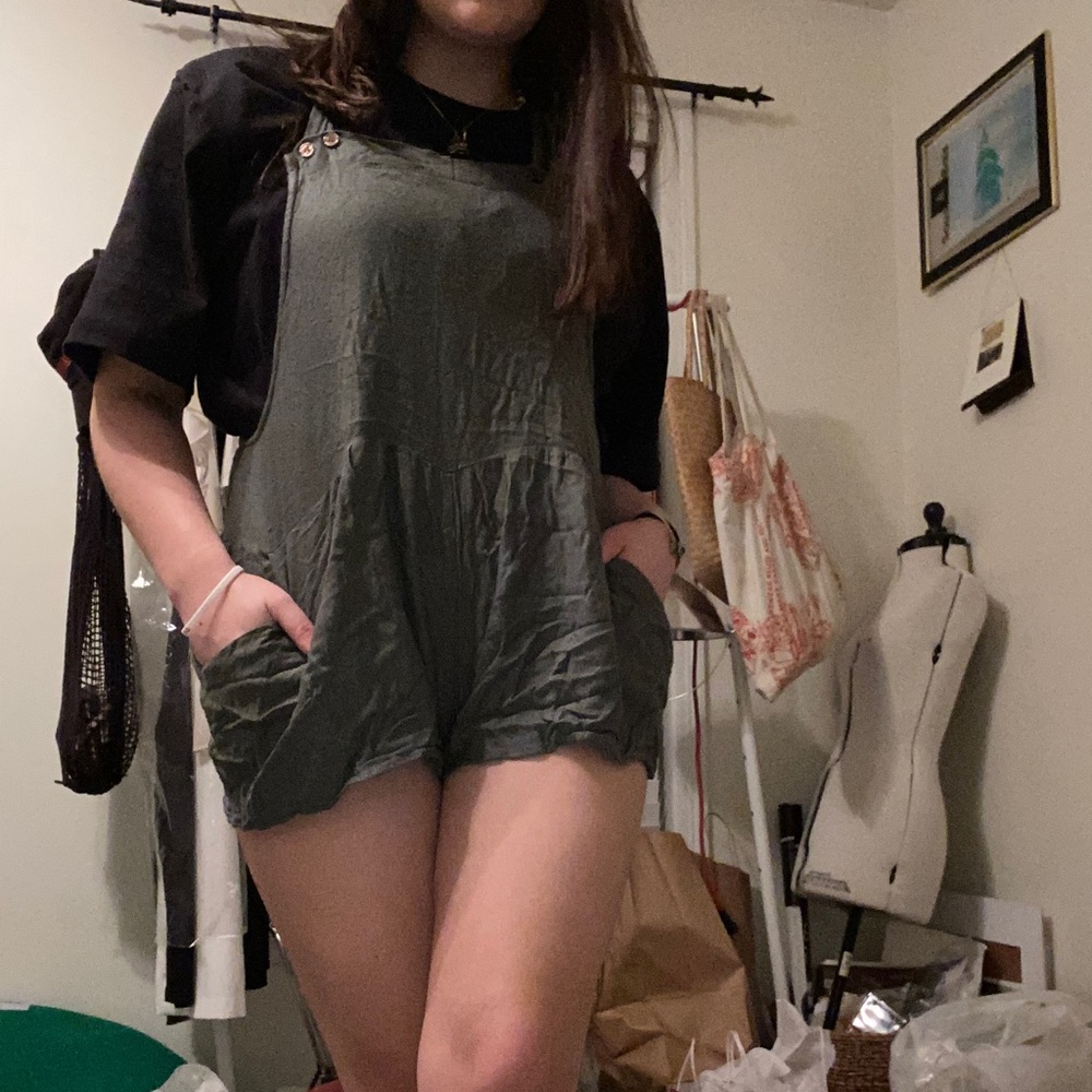 Green picnic overalls!